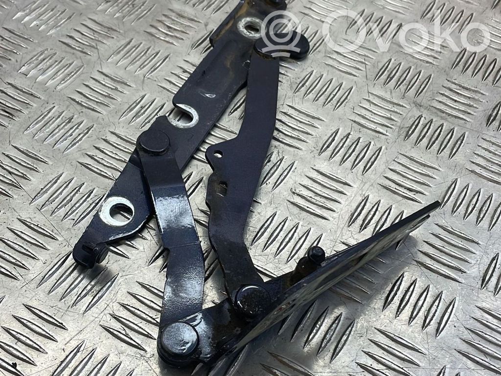 Audi A6 S6 C6 4F Tailgate/trunk/boot hinge 