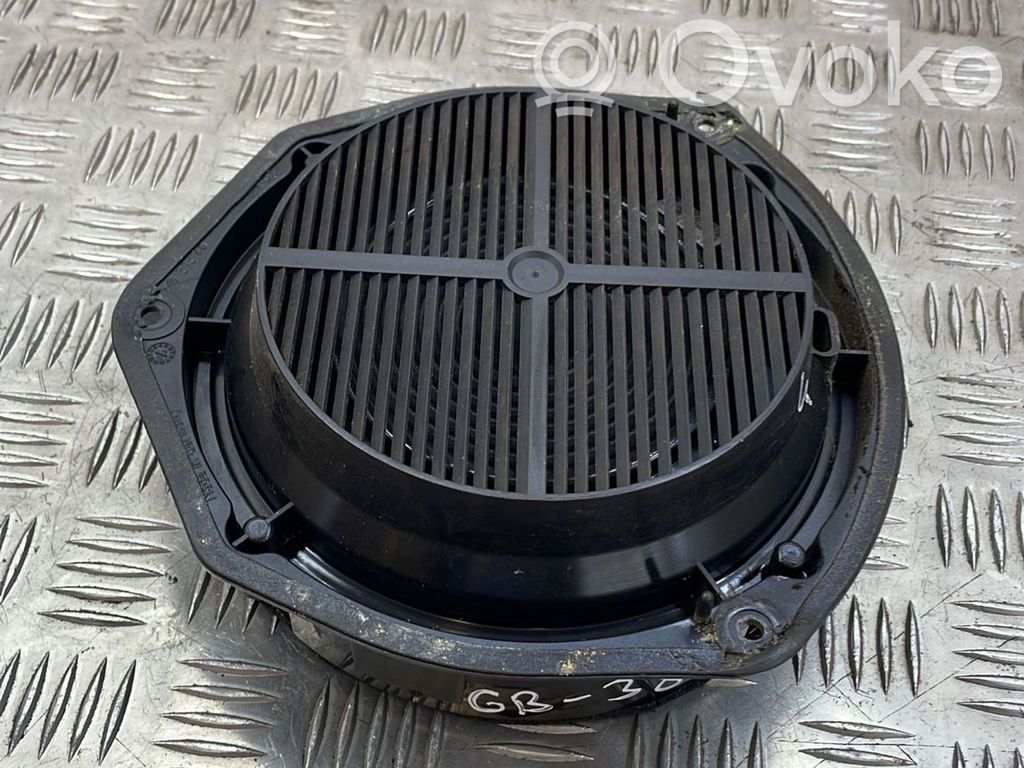 Audi A8 S8 D3 4E Etuoven kaiutin 