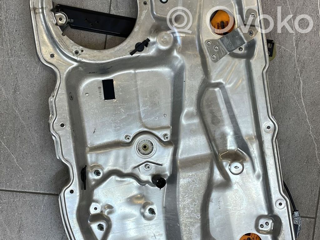 Audi A8 S8 D3 4E Mecanismo para subir la puerta delantera sin motor 
