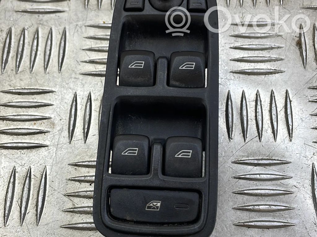 Volvo S60 Electric window control switch 