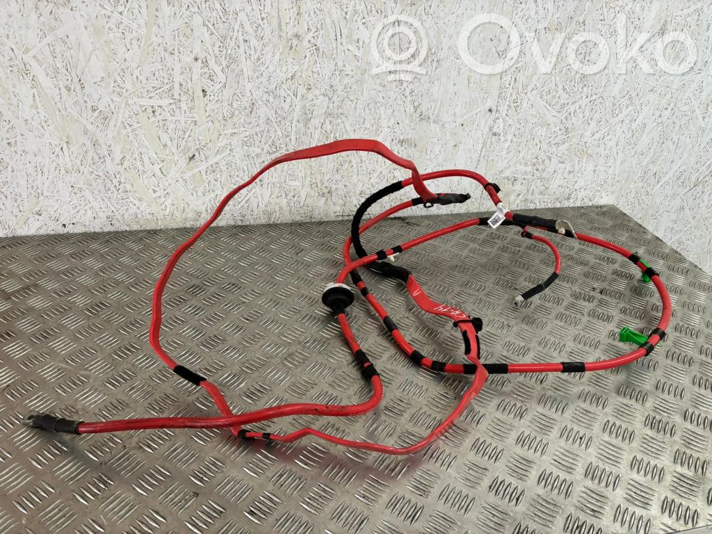 Audi A4 S4 B9 Cable positivo (batería) 