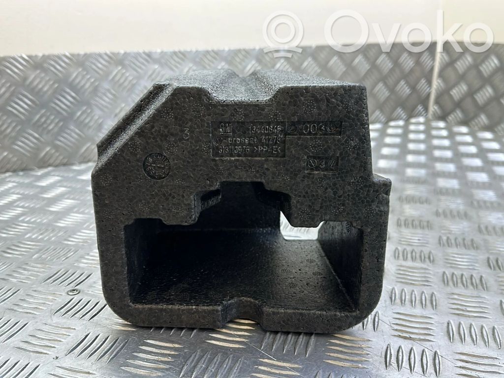 Opel Astra K Glove box in trunk 