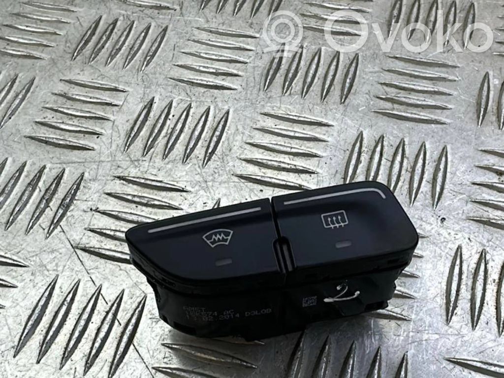 Ford Focus Windscreen/window heater switch 