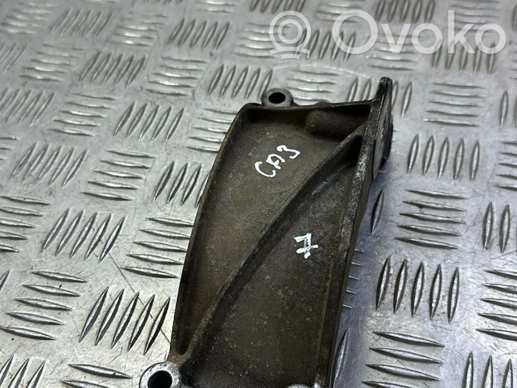Porsche Cayenne (92A) Generator/alternator bracket 
