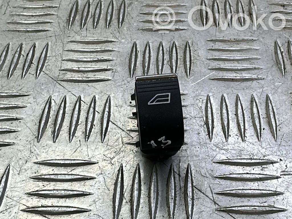 Ford Focus Electric window control switch 