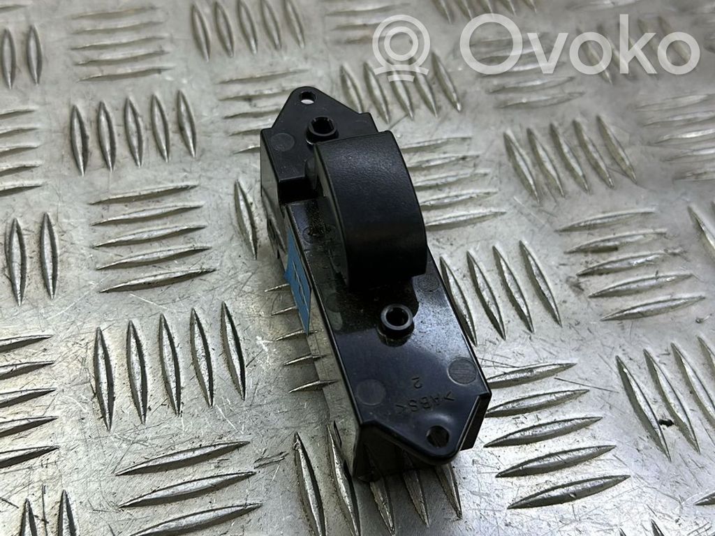 Mitsubishi Outlander Electric window control switch 