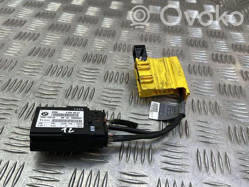 Seat control module   692643501,9131558