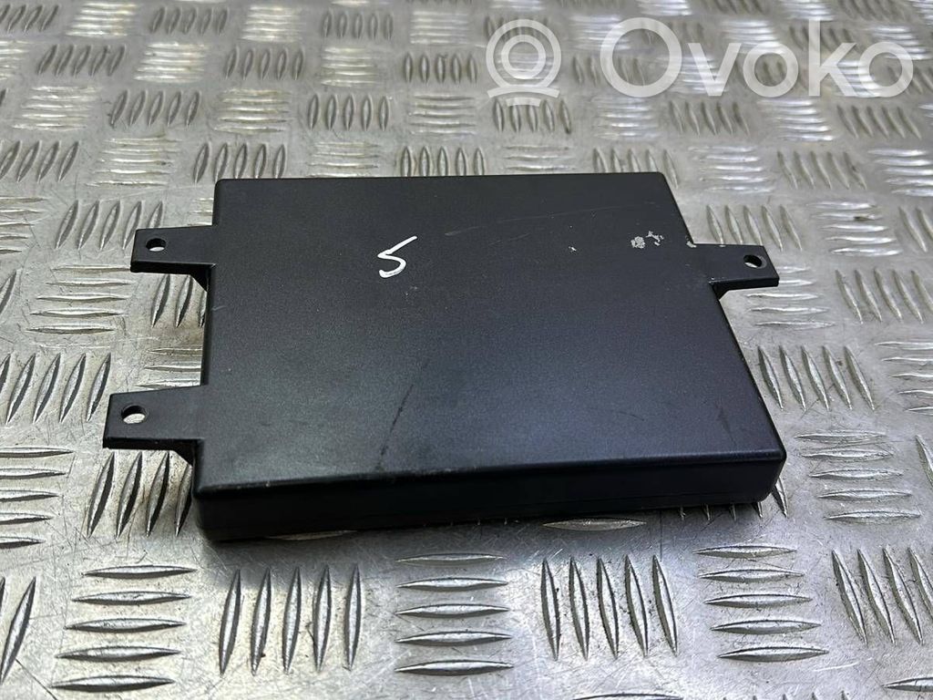 Volkswagen Touareg I Phone control unit/module 