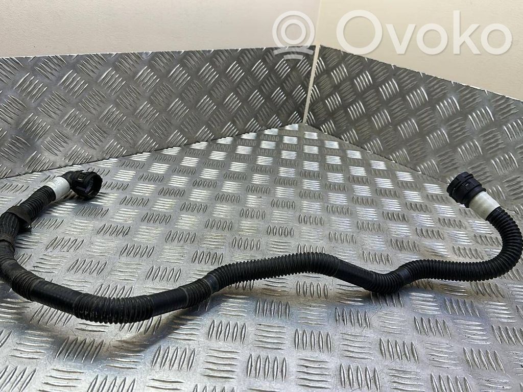 Tesla Model 3 Engine coolant pipe/hose 