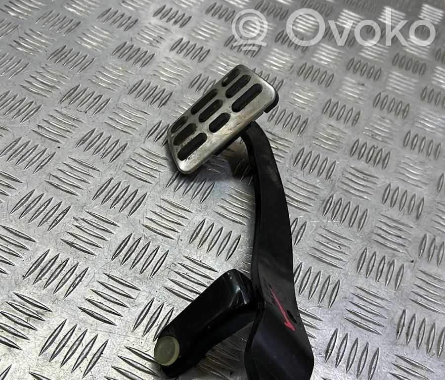 KIA Sorento Bremžu pedālis 