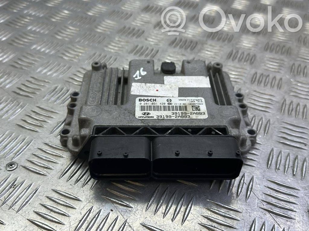 Hyundai ix35 Engine control unit/module 
