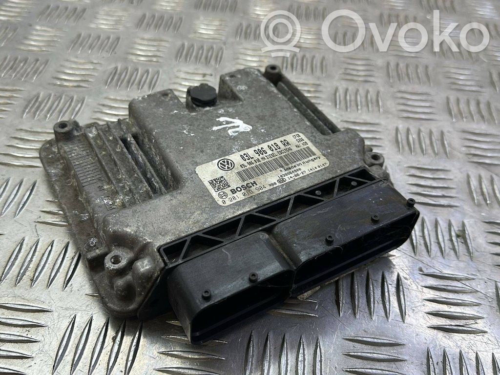 Skoda Superb B6 (3T) Engine control unit/module 