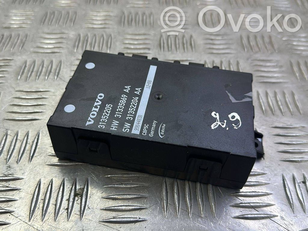 Volvo V70 Tailgate/trunk control unit/module 