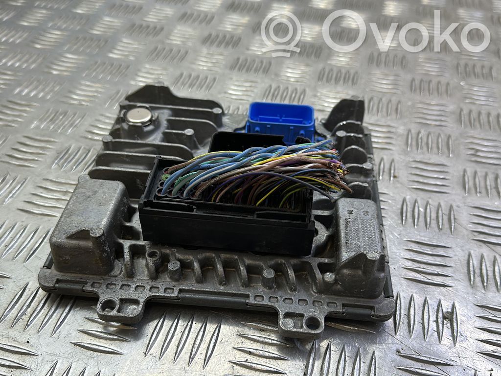 Opel Astra J Engine control unit/module 