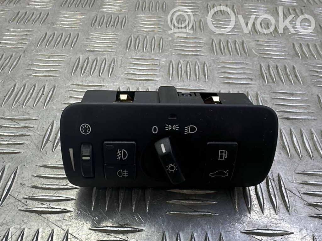 Volvo V70 Light switch 