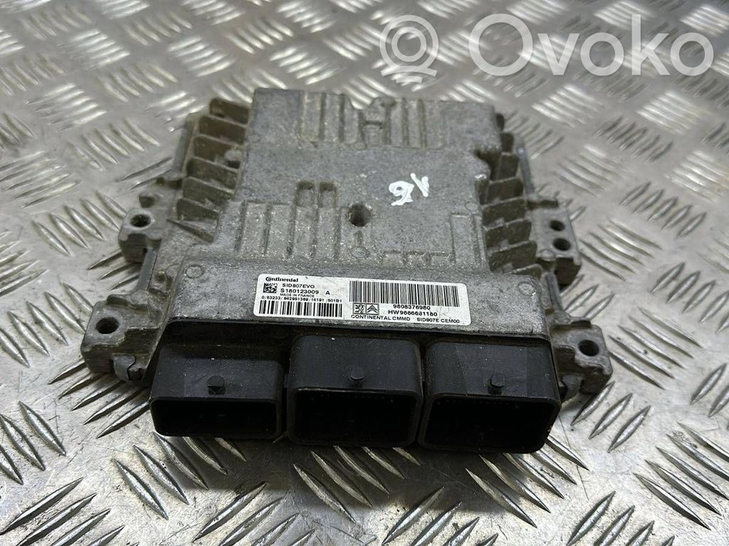 Citroen C4 II Picasso Engine control unit/module 