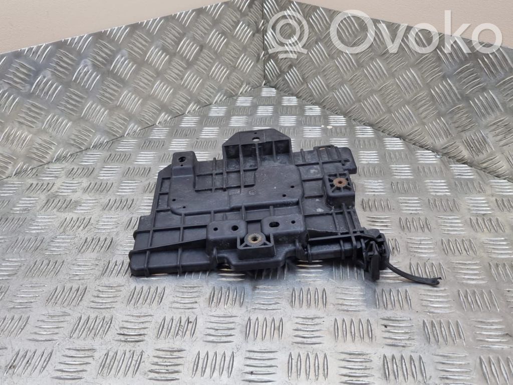 KIA Ceed Battery tray 