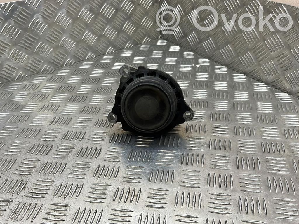 BMW X3 F25 Engine mount bracket 