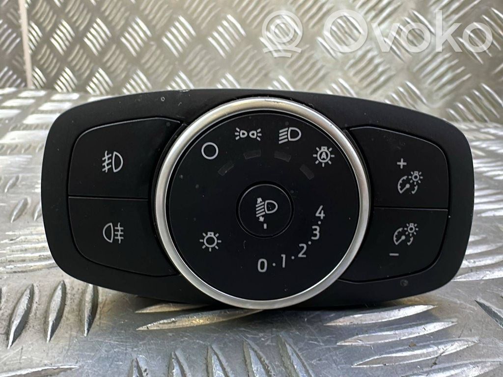 Ford Focus Light switch 