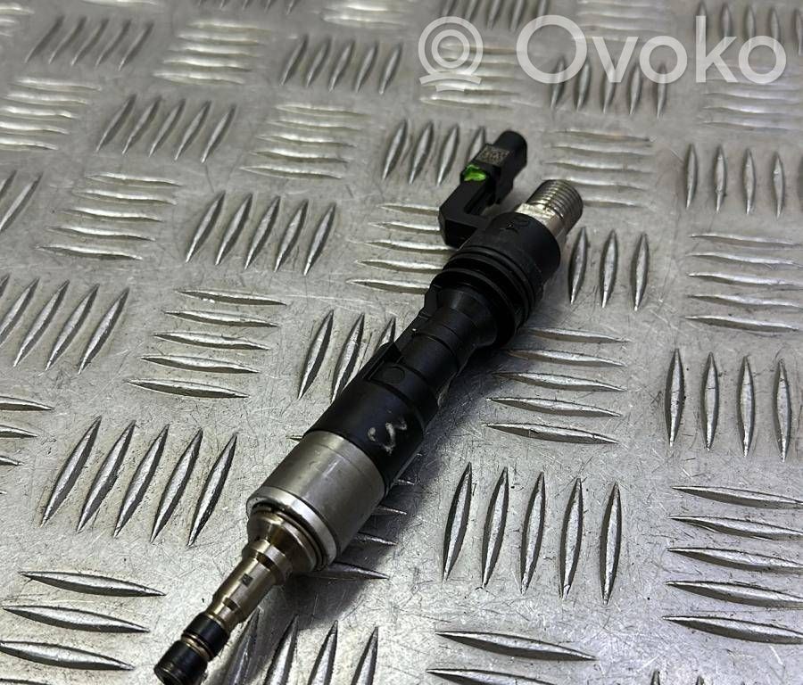 Mazda CX-30 Inyector de combustible 