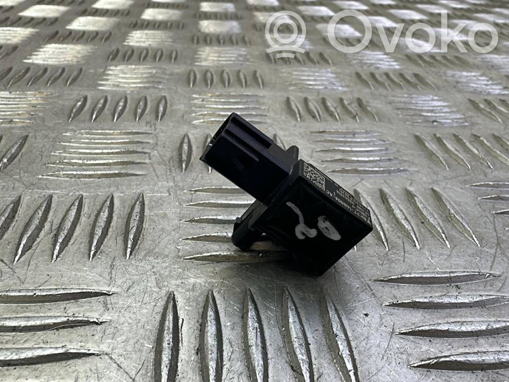 Ford Ecosport Airbag deployment crash/impact sensor 