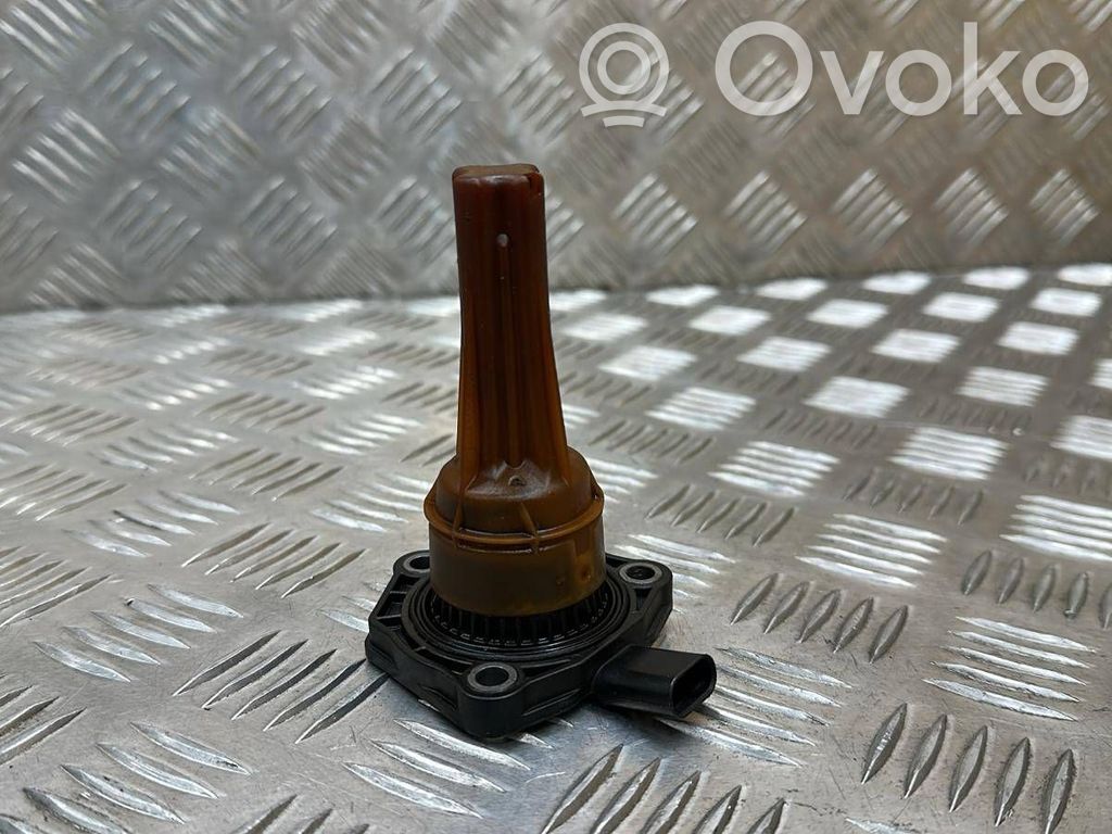 Skoda Octavia Mk3 (5E) Oil level sensor 