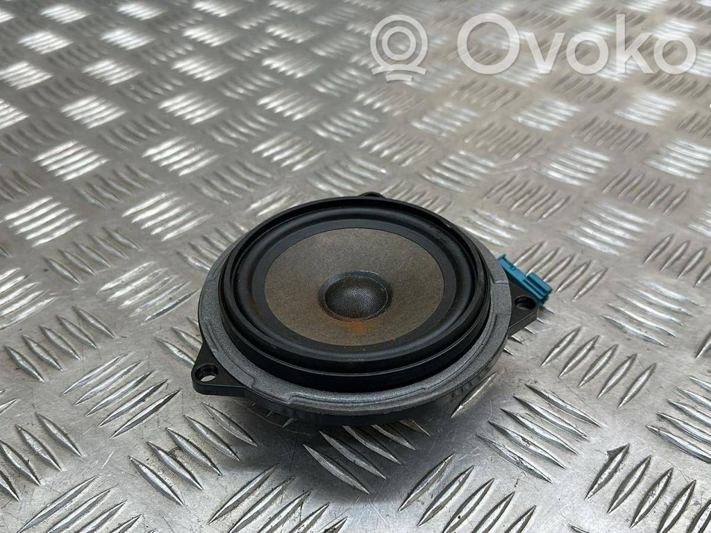 BMW 1 E81 E87 Altavoz de la puerta delantera 