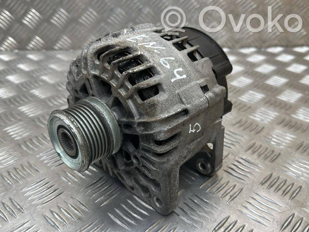 Renault Megane III Generator/alternator 