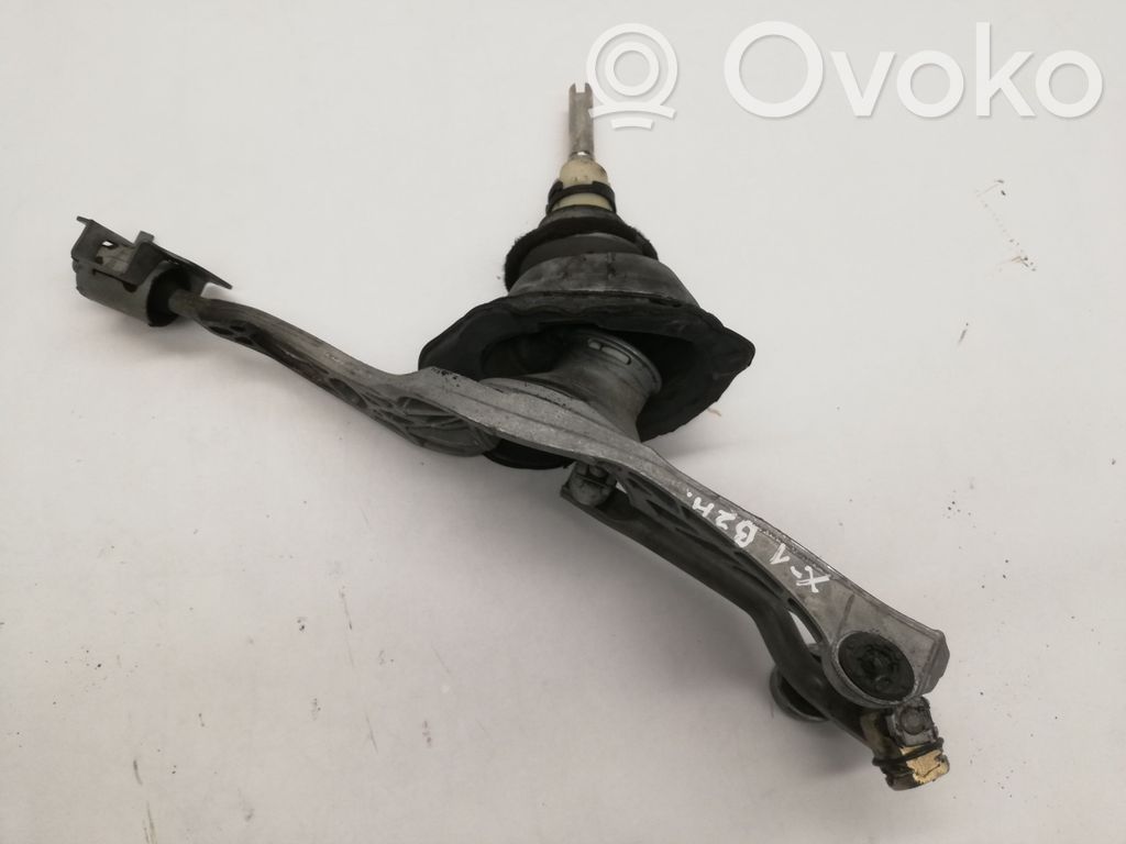Gear shifter/selector   7527704,17068259