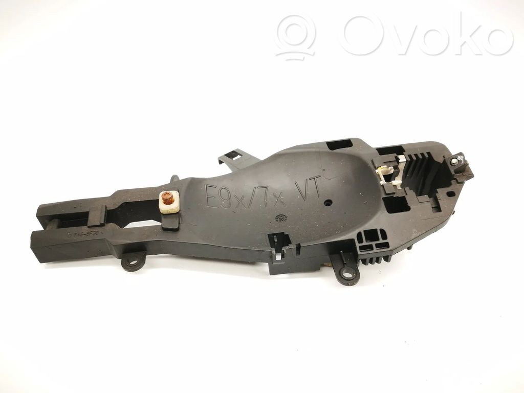 Manecilla externa puerta delantera   E9X7XVT