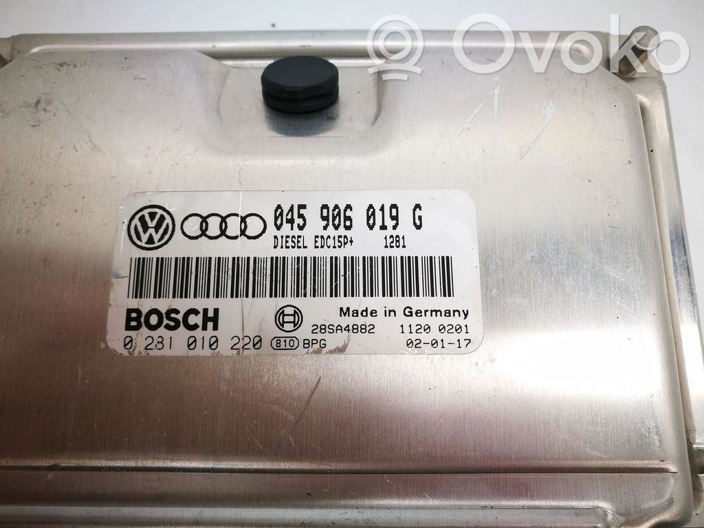 Volkswagen PASSAT B5 Engine control unit/module 