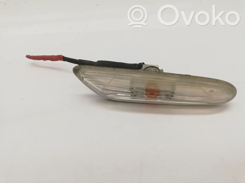 BMW 3 E92 E93 Front fender indicator light 