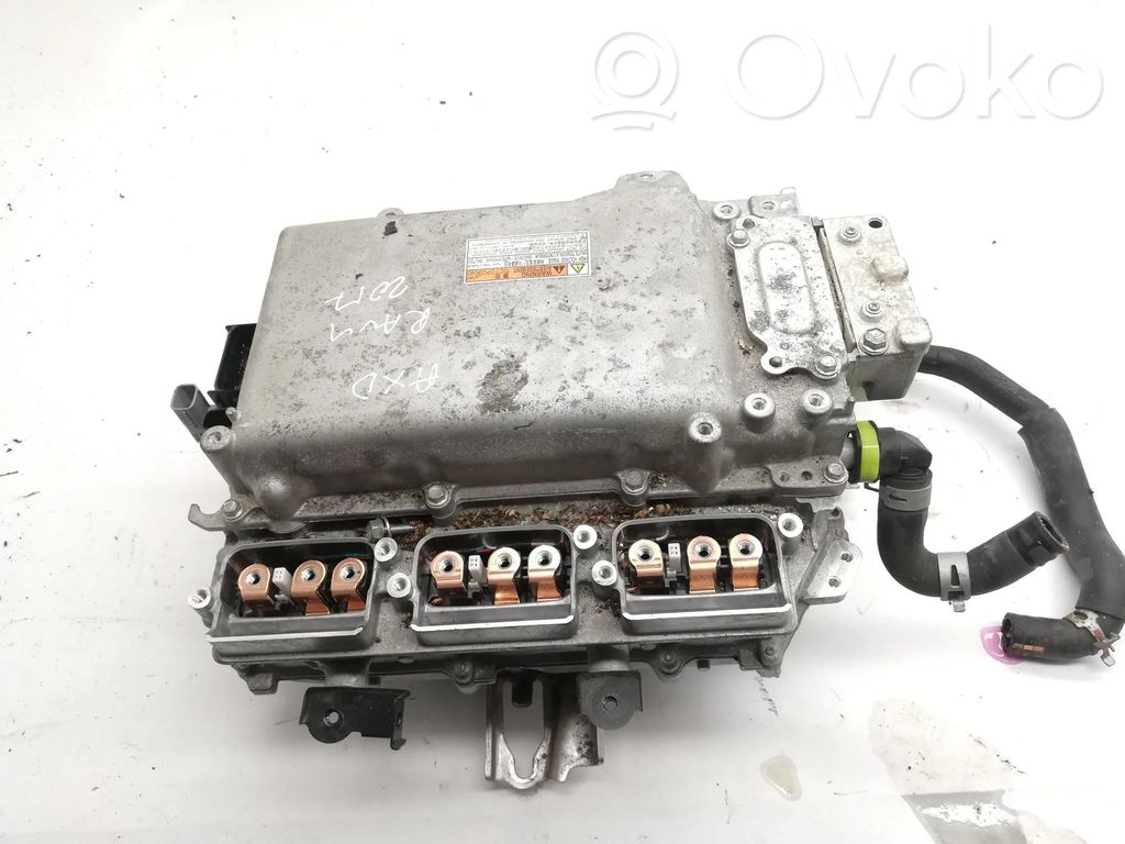 Toyota RAV 4 (XA40) Convertor-inversor tensiune 