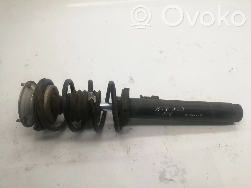 BMW X1 E84 Priekšpusē amortizators 