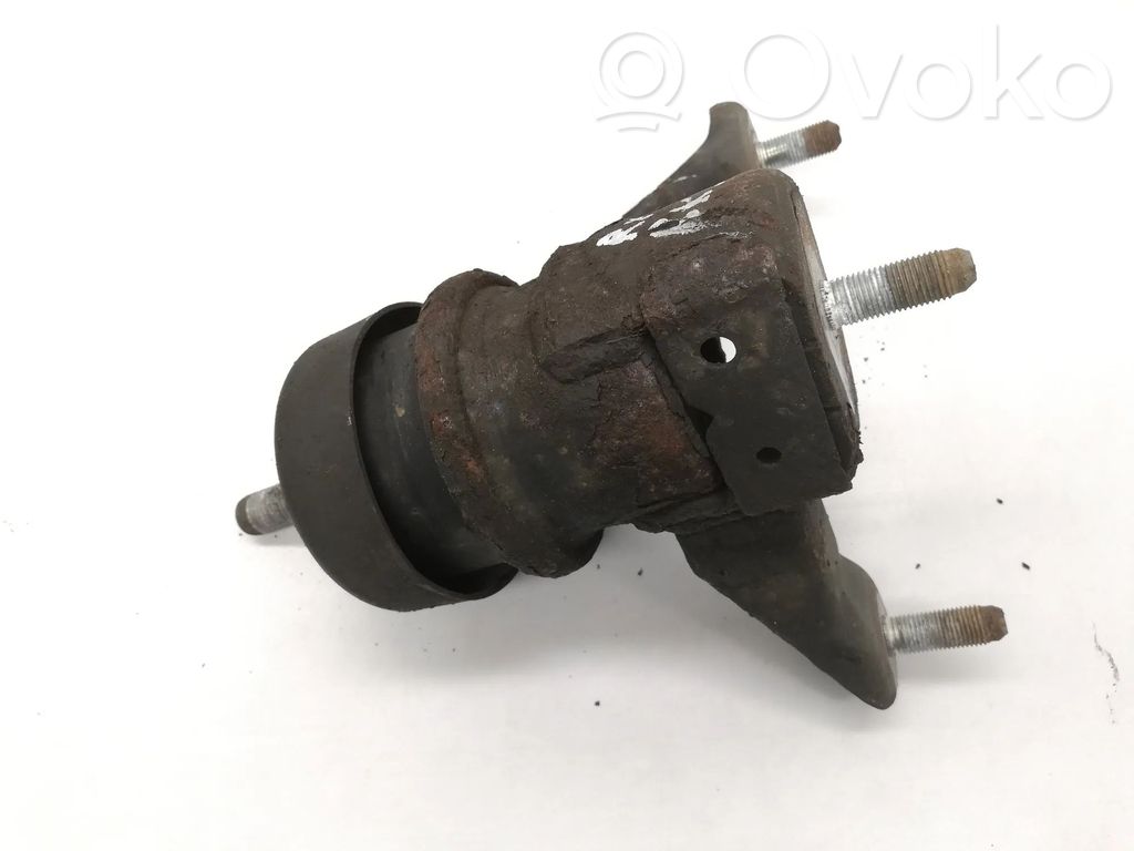 Engine mount bracket