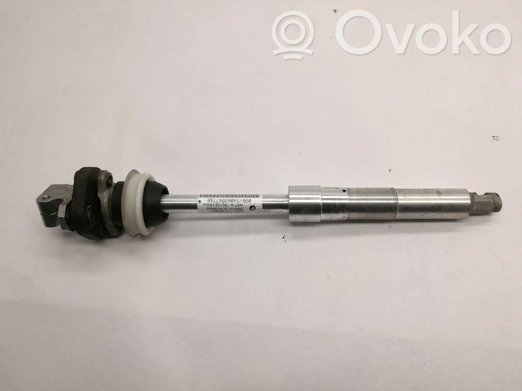 BMW X5 E70 Steering column universal joint 