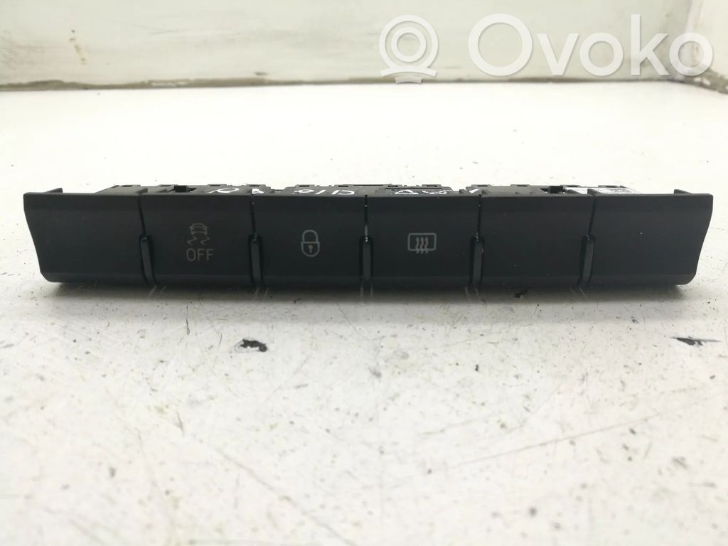 Skoda Rapid (NH) Muut kytkimet/nupit/vaihtimet 