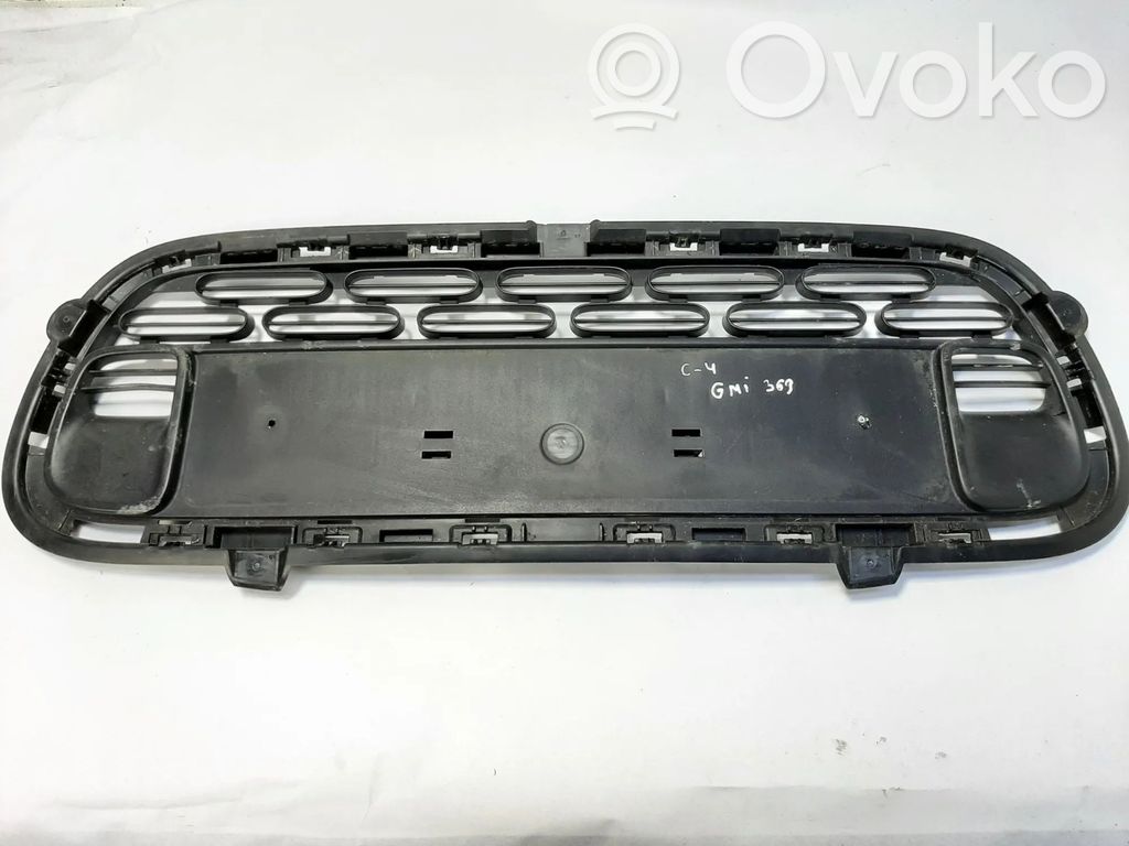 Citroen C4 Cactus Quarter panel pressure vent 