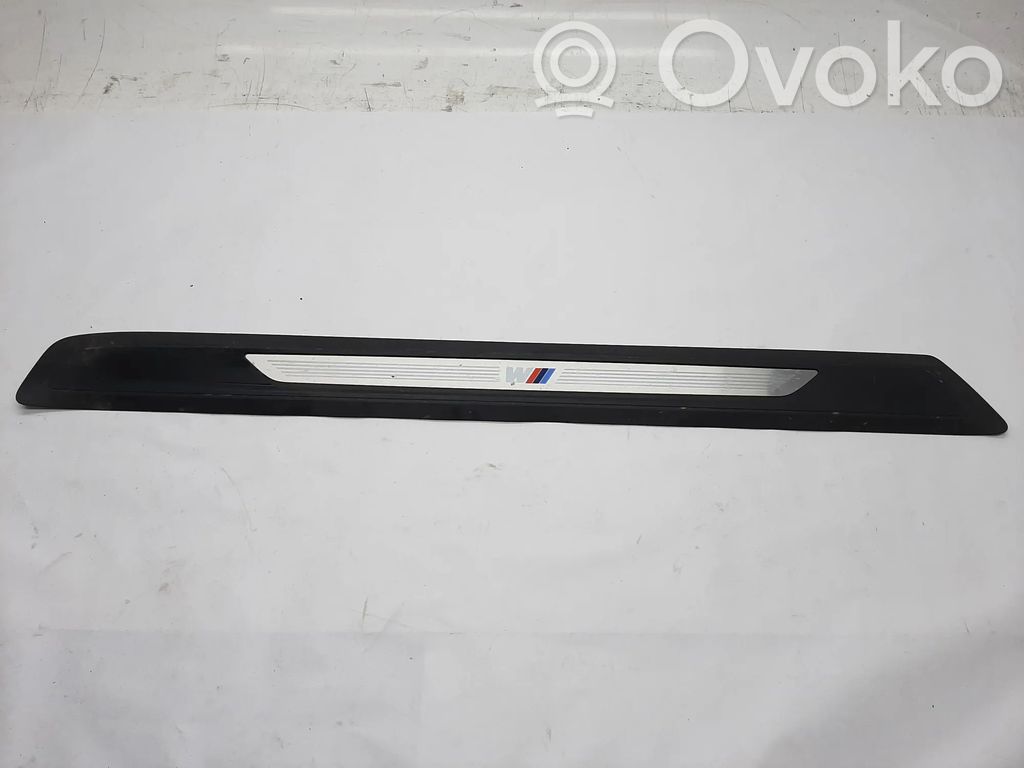 BMW 4 F32 F33 Osłona listwy przedniej 