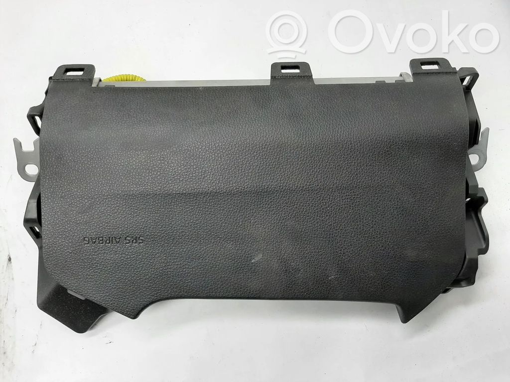 Toyota RAV 4 (XA50) Knee airbag 