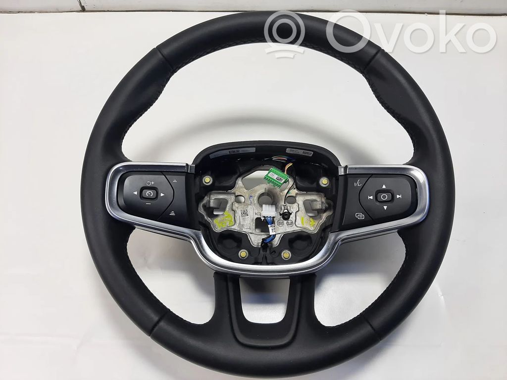 Volvo XC40 Ohjauspyörä 