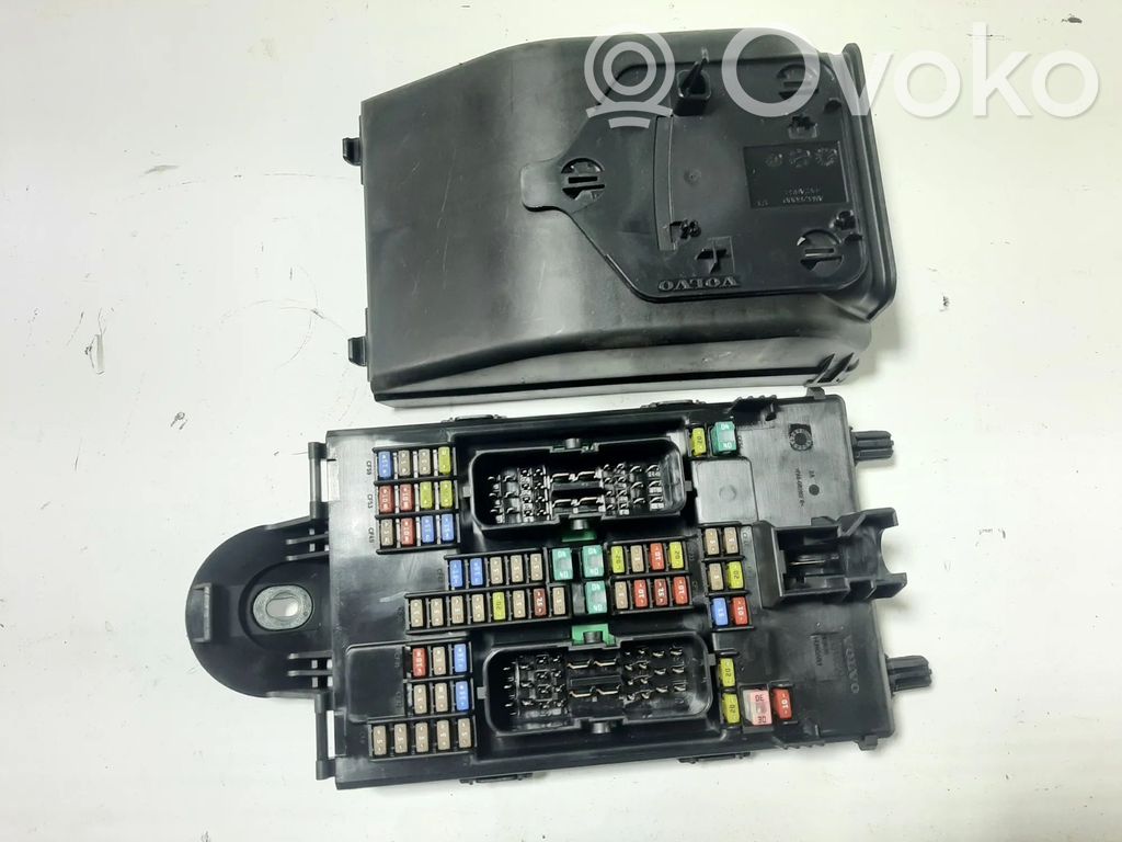 Volvo XC60 Módulo de fusible 