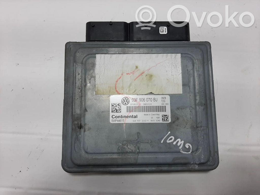 Volkswagen Golf VI Engine control unit/module 