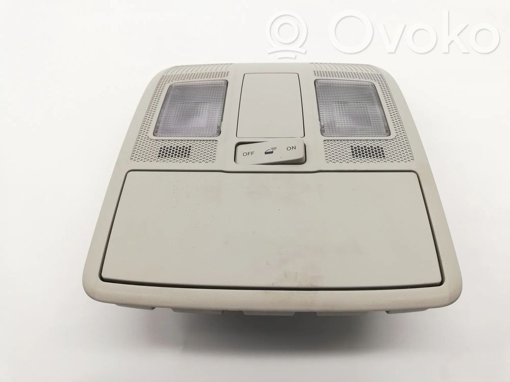 Front seat light   KD4569971