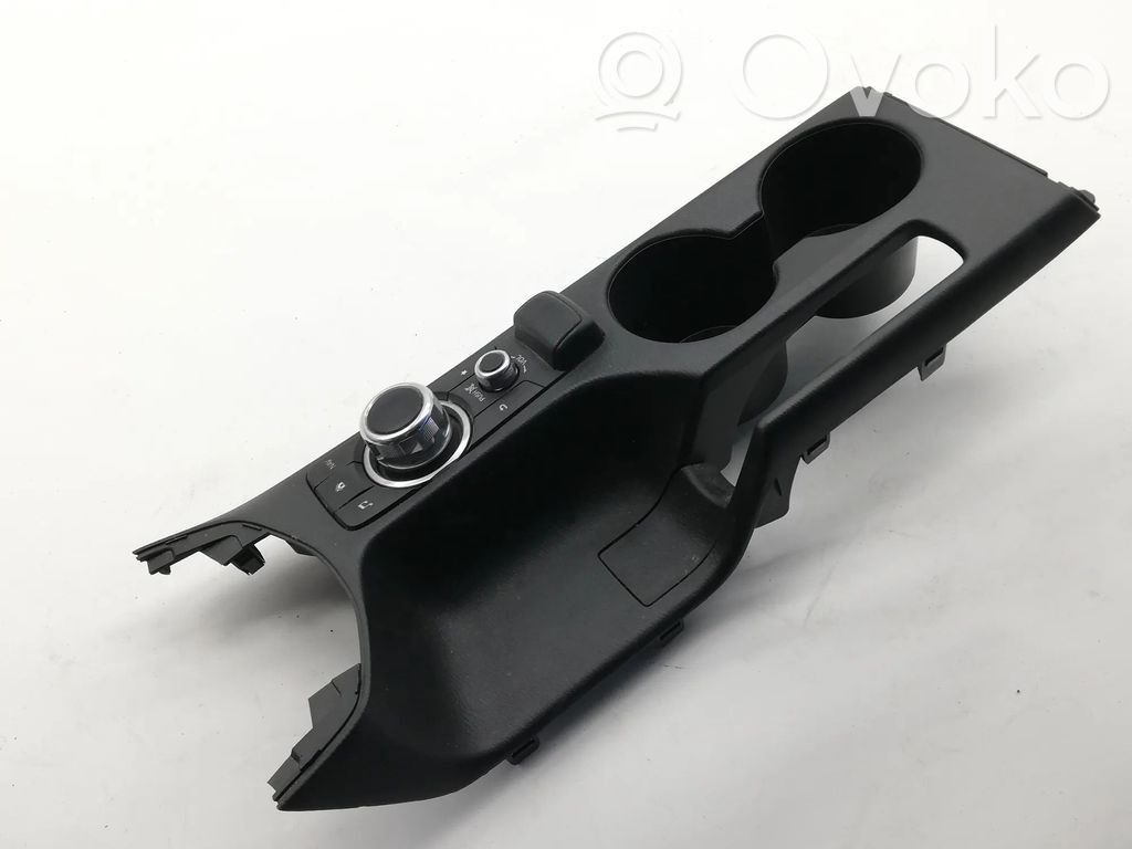 Mazda CX-3 Center console 