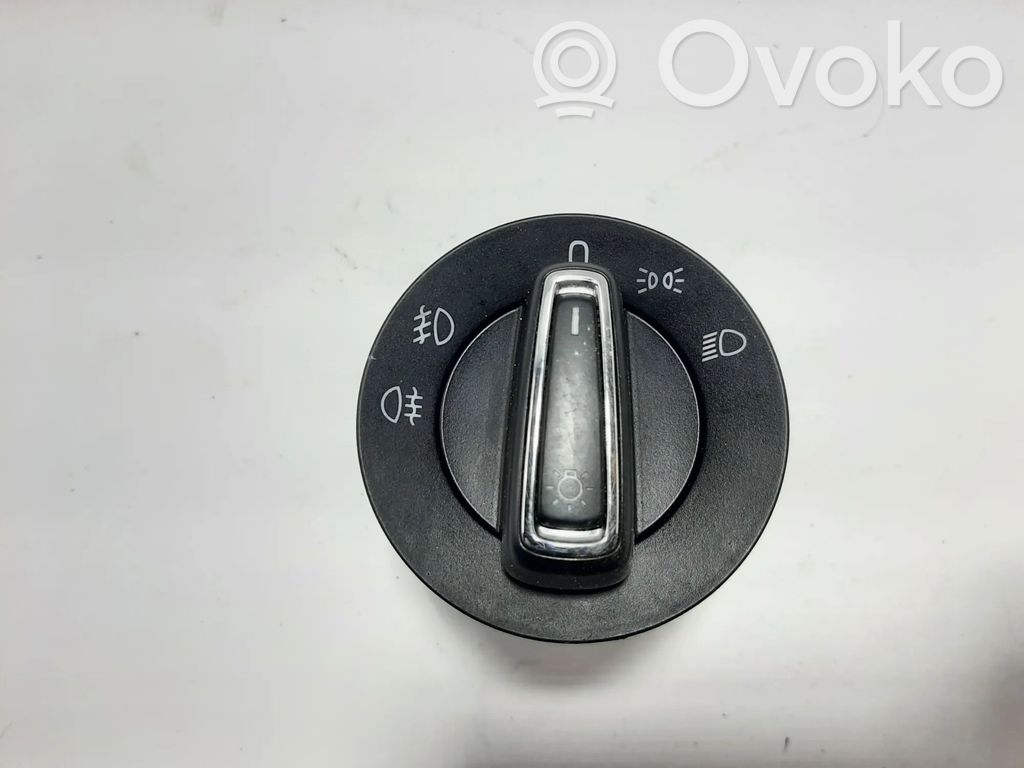 Skoda Superb B8 (3V) Interruptor de luz 