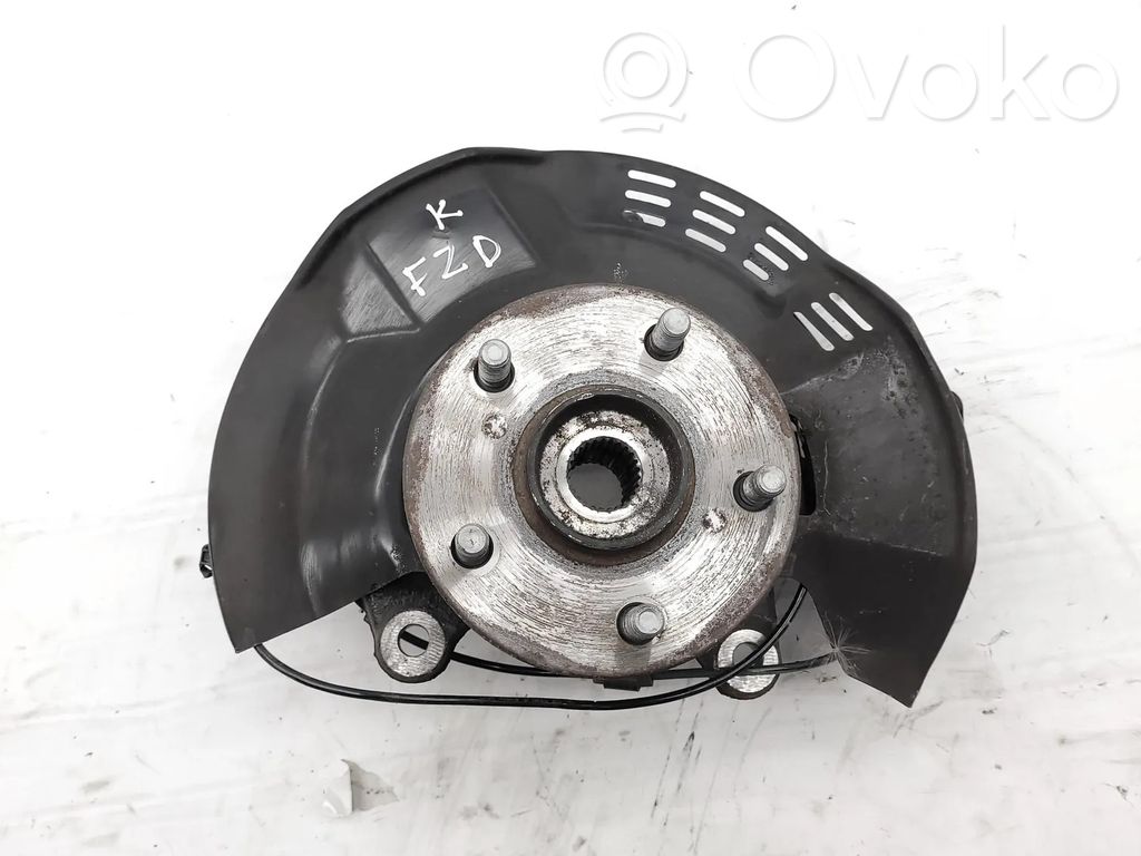 Toyota Corolla E210 E21 Etuakselin pyöräntuenta