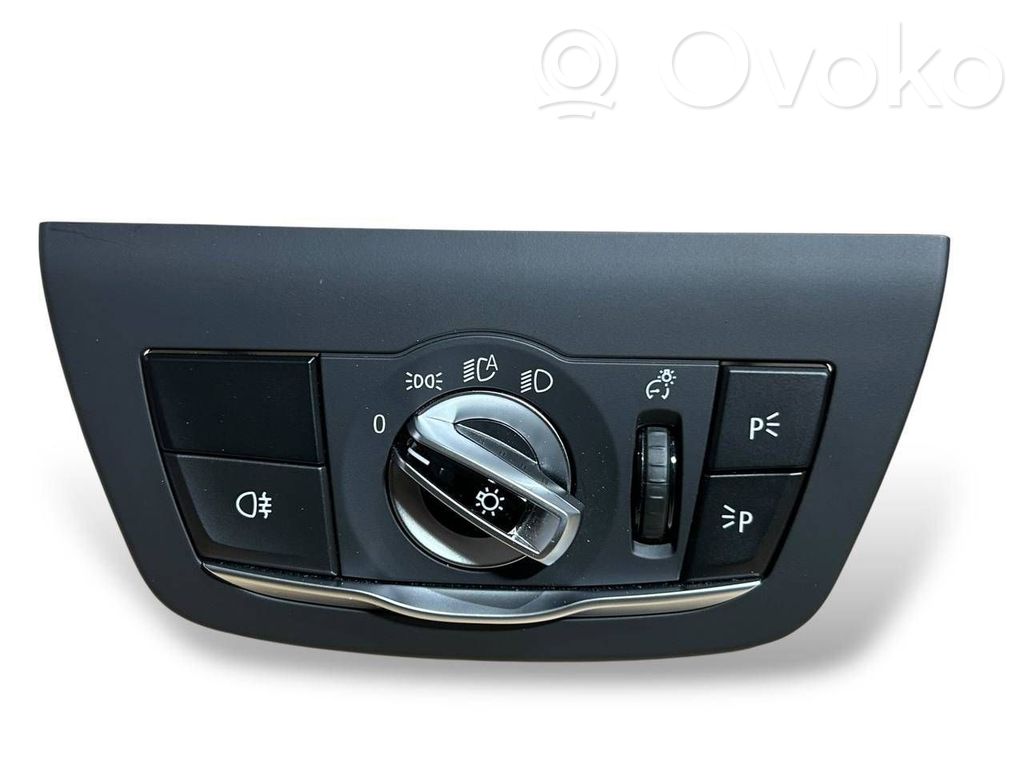 Light switch   5A67870,61319472965