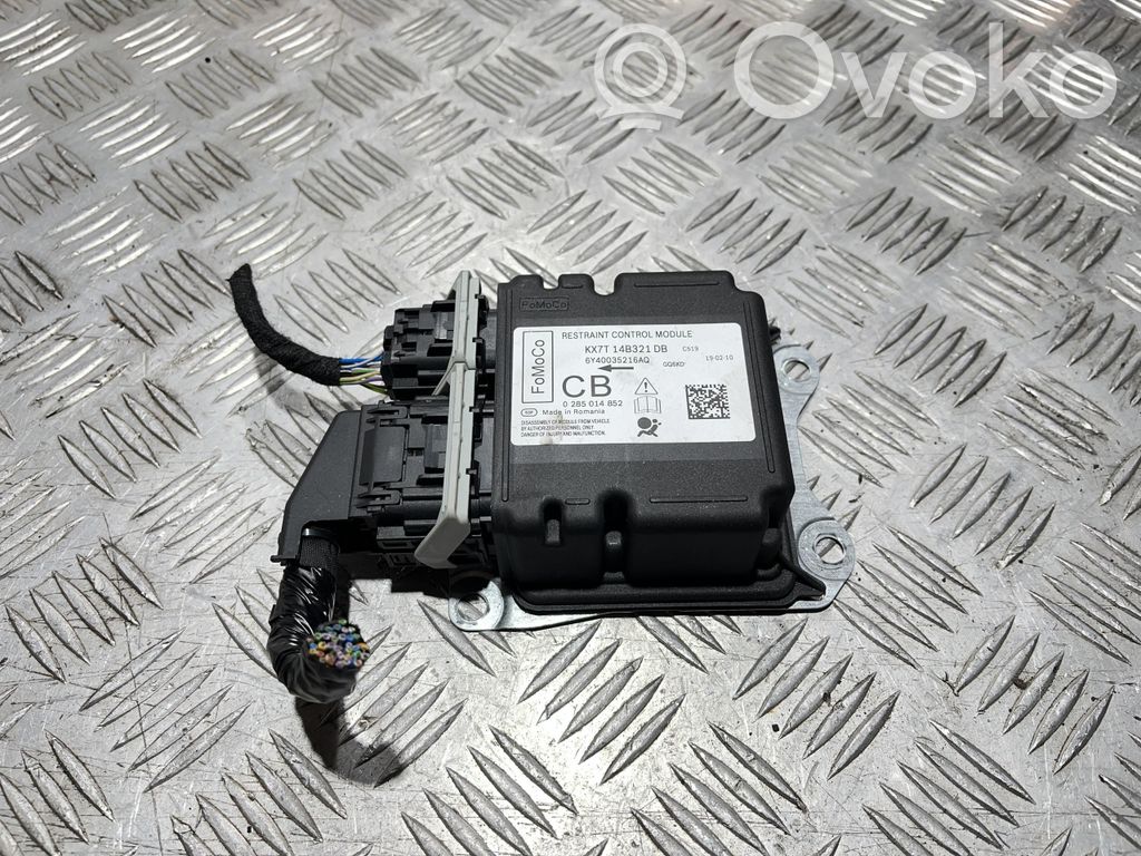 Ford Focus Airbag control unit/module 