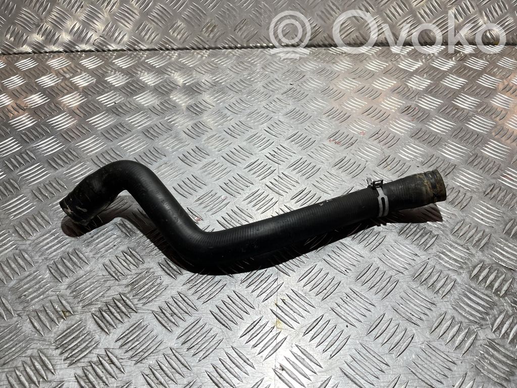 Ford Kuga II Moottorin vesijäähdytyksen putki/letku 